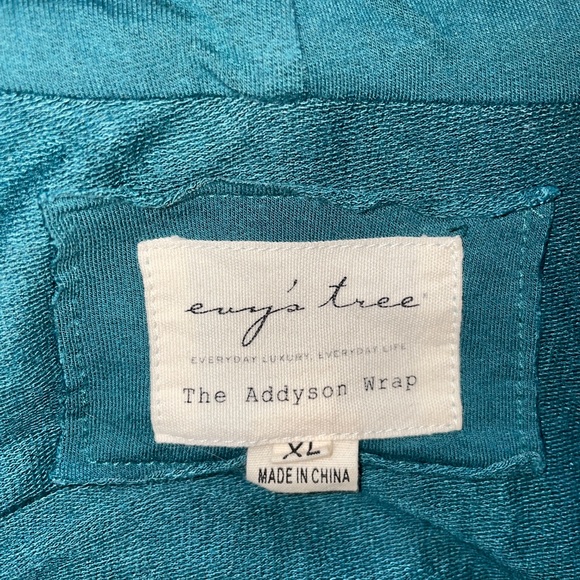 Evy’s Tree The Addyson Wrap w belt in Ocean Reef teal blue, size XL - Picture 9 of 11